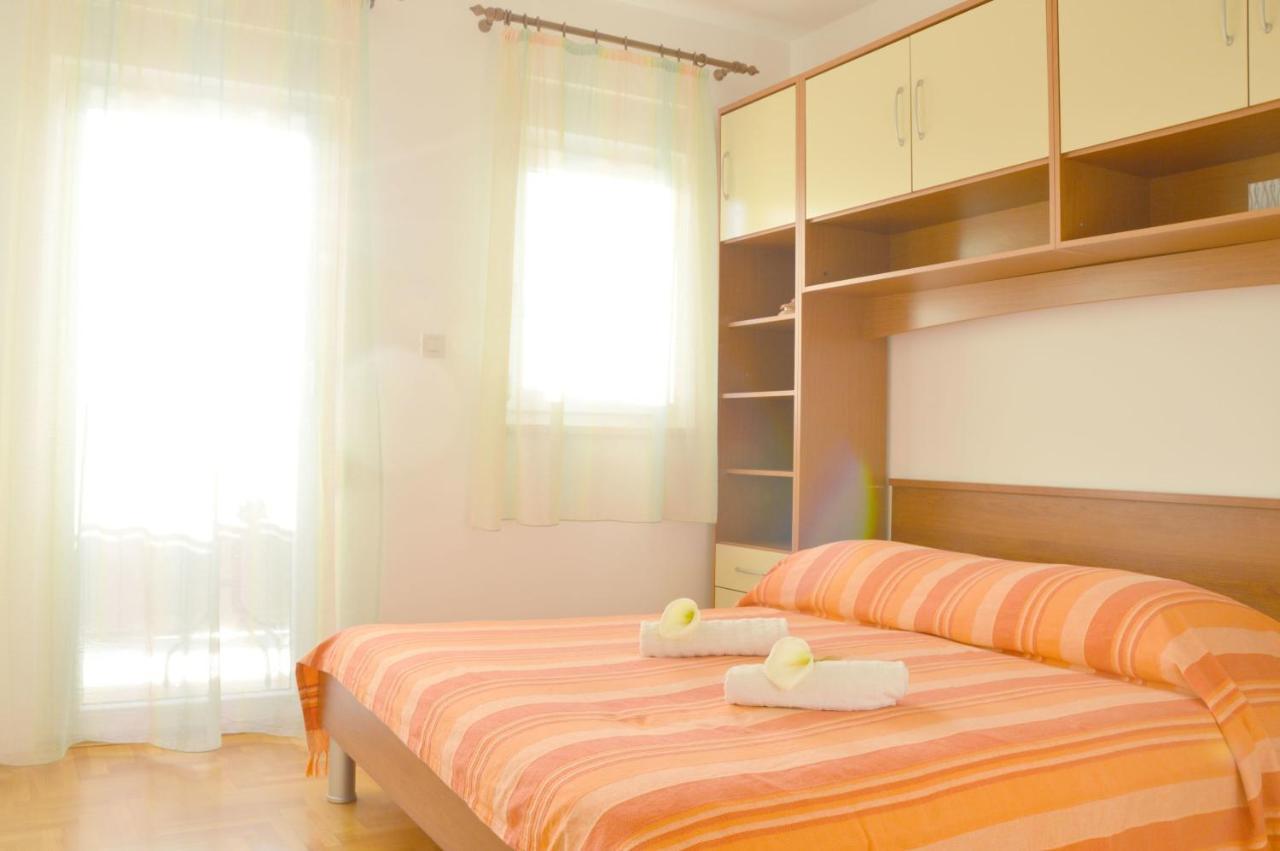 Apartment Riva Sea View Umago Quarto foto